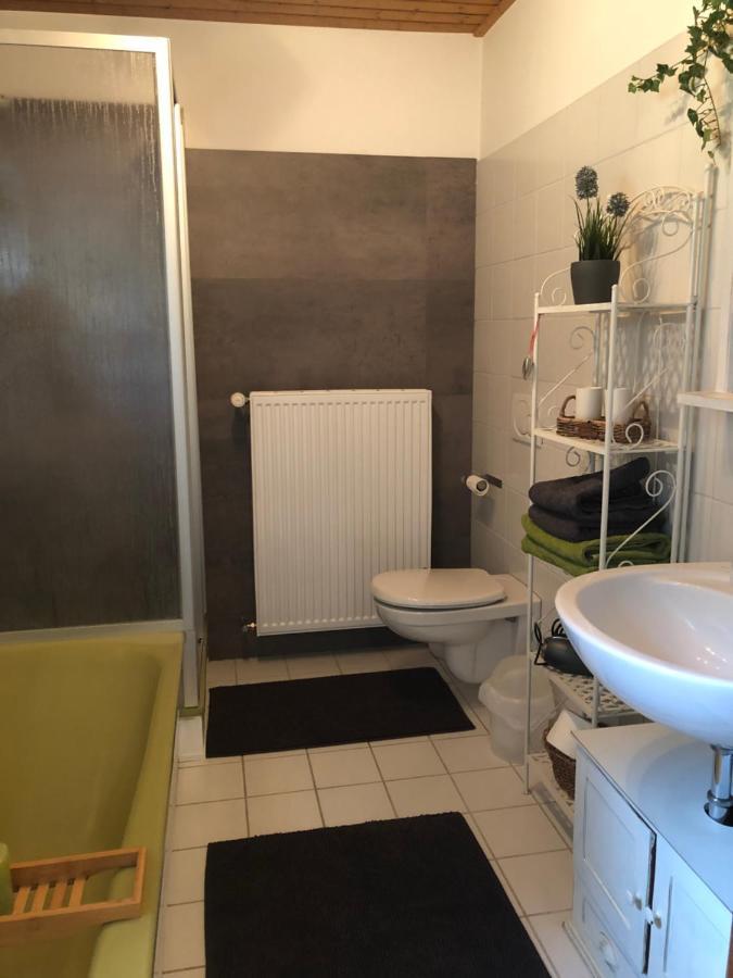 Ferienwohnung Mit Herz In Лауфенбург Екстериор снимка